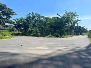 đất dự án bách khoa q9 lô đẹp đường rộng, giá tốt cần bán