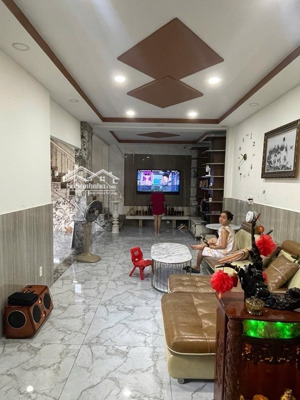 biệt thự sân vườn 2tầng, btct xây dựng đẹp - (10x12) nở hậu tài lộc - tân thới nhất, q12