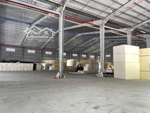 cho thuê nhà kho 340m2 - mt đường phùng hưng - giá 16 triệu/tháng