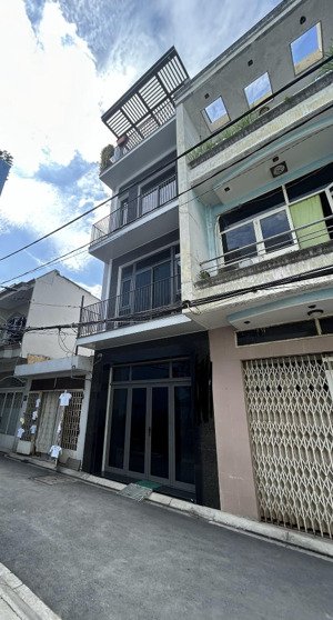 bành văn trân, cmt8 nhà 2 tầng ngang 4,2 dài 11 (44m) hẻm nhựa 8m giá 7,7 tỷ thương lượng