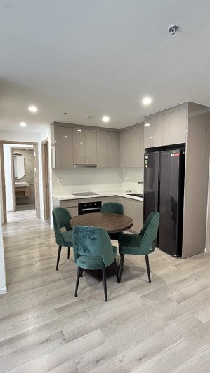 cho thuê ngay căn hộ 2pn masteri quận 9 view nội khu hồ bơi/2br 4rent