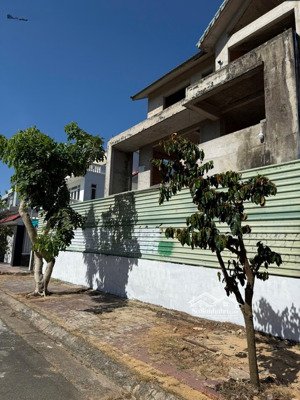 bán căn biệt thự xây thô 2 mt khu biệt thự thanh bình - p10 - vũng tàu