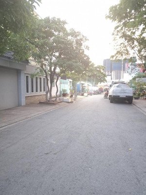 nhỉnh 7 tỷ - kdc savimex - 55m2 - 4 tầng - xe hơi ngủ nhà - view phú mỹ hưng