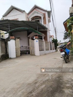 bán đất sẵn nhà 2 tầng đẹp long lanh cách trung tâm phố chợ quảng bị