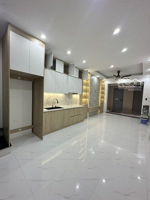 nhà thang máy, phân lô gần ô tô