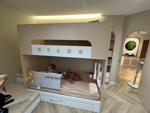 chính chủ cần bán nhanh căn 2 phòng ngủ, 63m2 giá 4.5 tỷ full nội thất đẹp ở ngay, rẻ nhất khu vực