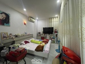 bán nhà 1/ nguyễn đình chính phú nhuận 4 tầng 70.6m2 chỉ 8.8 tỷ