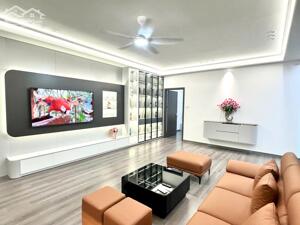 BÁN CĂN HỘ SỬA MỚI CỨNG Ở HÀM NGHI- 3 PHÒNG NGỦ - 2 WC - TẶNG FULL NỘI THẤT XỊN SÒ