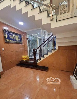 bán nhà gấp tết ,4tầng (4x14) ô tô đỗ cửa gần kinh dương vương an lạc bình tân ,chỉ 8.5 tỷ