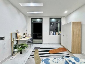 cho thuê căn hộ full nội thất - ban công ngay nguyễn văn công - sát sân bay