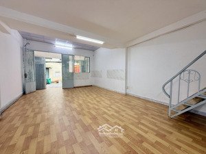 bán nhà 3 tầng hxh sát phan đăng lưu p5 phú nhuận 53m2(5.1x11) giá 8.2 tỷ