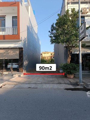 cần bán thị trấn quất lâm trục chính xe khách nhỉnh 1 tỉ