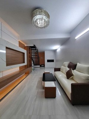 dân xây mới full nt long lanh, ba bước ra phố, ngõ thông, tiện ích ở sướng.dt 45m 5tmt4m giá 14,8ty