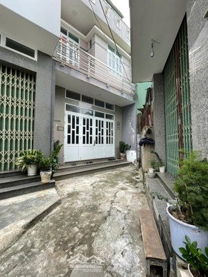 bán nhà hẻm cạn trung tâm hoàng văn thụ đối diện công ty sữa 84m2 3ty850