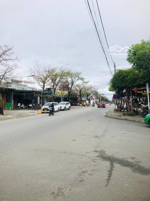 cần bán lô đất mt đường ninh tốn.đà nẵng