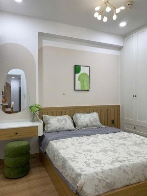 chính chủ cần bán nhanh căn hộ dockland dt 96m2, 2pn, 2wc, giá 5ty5 căn góc lh 