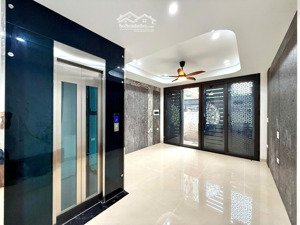 duy nhất căn nhà tại khu vực đại linh, nhà 32m2 5 tầng mới thang máy xịn sò, về ở ngay