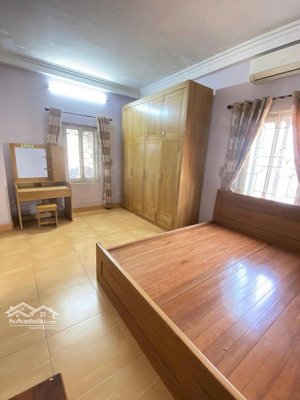 chính chủ cho thuê nhà nguyên căn 4 tầng, định công thượng