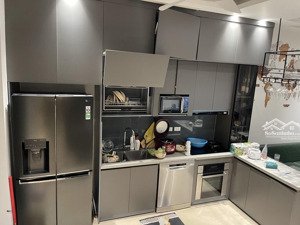 trung tâm việt hưng dt 74m2 mt6,4 giá 12,x tỷ oto tranh vỉa hè