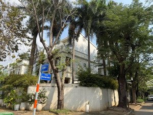 bán bt siêu hot tại mỹ thái 1, 85 tỷ, 233m2, 5pn, 3 tầng