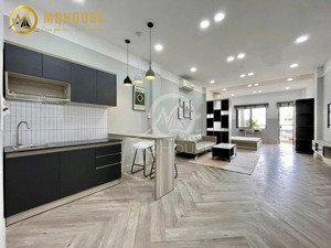 căn hộ studio siêu rộng nội thất sang nhiều ánh sáng ban công đón gió tại thảo điền