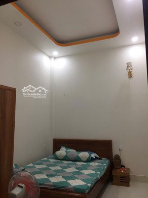 nhà lô góc 2 mặt tiền - vỉa hè 4 mét 0 9 0 6 2 2 2 2 8 bảy hoặc 0 9 1 5 6 3 3 1 3 chín