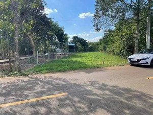 bán đất mặt tiền quốc lộ 56b - vị trí đẹp - giá tốt.
5m x 40m - có sẵn 80m² thổ cư. lh 