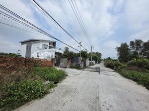 đất ngay khu dân cư hiện hữu. đường 7m. mặt tiền đường 30m. đất thổ cư + vườn. gần đường vđ 3 và 2