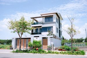 nhà phố the light city- mặt tiền đường lớn giá 6.5 tỷ lh 