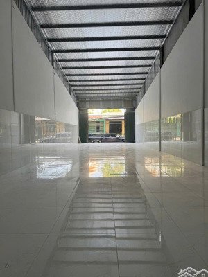 cho thuê kho mini quận 7. 100m2 giá rẻ chỉ 10tr/th
