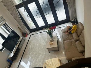 cho thuê nhà khu cọ xanh giá 6tr vinhomes ocean park 2