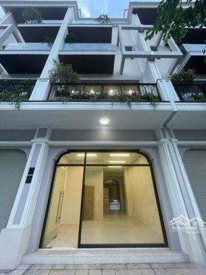 quỹ căn biệt thự cho thuê còn sót lại tại the manor central park nguyễn xiển