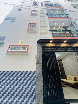 chủ đi nước ngoài bán gấp nhà 4 tầng sát mặt tiền công viên gia định - phú nhuận - chỉ 7tỷ5