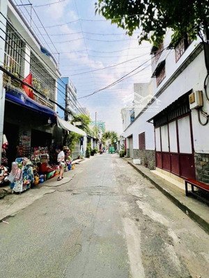 mặt tiền giá hẻm ngay gò dầu 3 phút aeon chợ tân hương 2 tầng 95m chỉ 9 tỷ