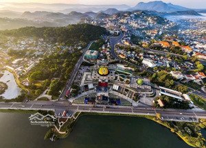 bán lô đất 260m2 xây dựng. uyên 