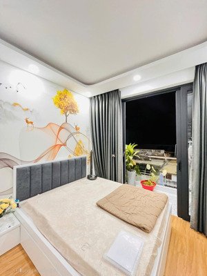 bán nhà đẹp 4 tầng ở ngay, căn góc thoáng mát, tặng full nội thất xịn, hoàn công đủ, nhỉnh 5 tỷ .