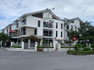 cần cho thuê quỹ căn biệt thự khu đô thị dương nội giá thuê 20-25-30-35 triệu/tháng lh 