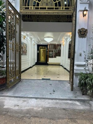 nhà đẹp thang máy phố minh khai 2 thoáng mới ngõ thông ở ngay 45m x5t giá nhỉnh 9 tỷ có tl sổ đỏ cc