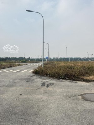 chuyển nhượng siêu phẩm 80m2 vườn hoa đường 30m x1 đông hội - mai lâm