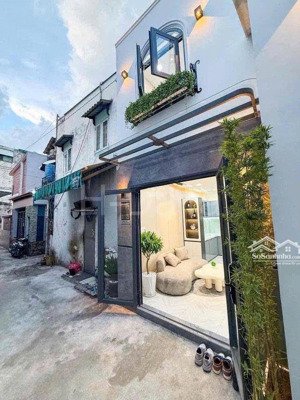 cho thuê nhà mới xây full nt cao cấp ở lê quang định 2pn 2wc