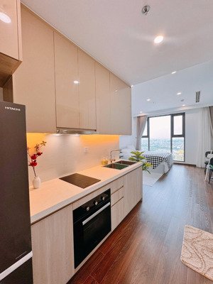 em tuấn anh bán 09 căn masteri west heights: 3pn, 2pn+, 1pn+, studio giá từ 2tỷ350-6.8tỷ smart city