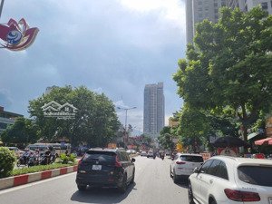 cực hiếm bán nhà vạn phúc chỉ nhỉnh 5 tỷ - 5 tầng - ở luôn - full nội thất đường thoáng đẹp