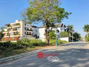 tôi cần bán gấp 02 lô đất nền villa thủ thiêm thạnh mỹ lợi q2, giá rẻ nhất thị trường