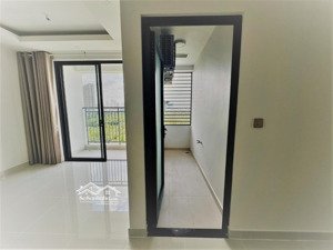 cho thuê q7 boulevard, 2pn 2wc, nhà trống, căn góc, 70m2, giá 10 triệu