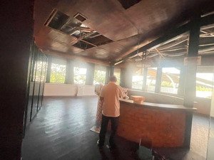 cho thuê nhà nguyên căn mt song hành, xa lộ hà nội gần cầu sài gòn, khu phố kinh doanh sầm uất