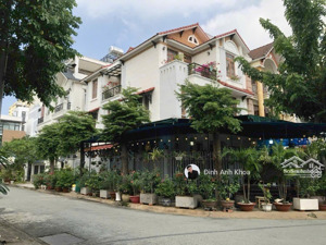 villa giảm 2 tỷ | góc 2mt lương định của q2 | 7.5m x 20m = 150m² | giá 43 tỷ | thuê 129 tr