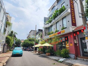 bán nhà đường d2, nguyễn gia trí, phường 25, bình thạnh, dt 8x20m góc 2 mặt tiền siêu hiếm