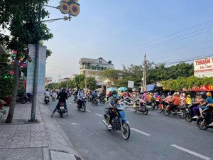 hạ còn 12tr /m2 (bao giá xung quanh) - có bán lẻ 1 nền (6*33) - sổ 2007 tới giờ chưa qua đt