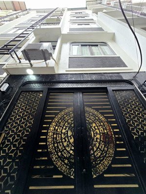 bán nhà riêng tại cầu giấy, 17,5 tỷ, 53m2, 14pn, 14wc, pháp lý đầy đủ, giá tốt