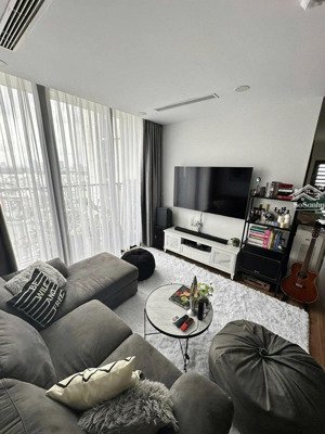 bán gấp căn hộ cao cấp ngay sân bay carillon 3 72m2